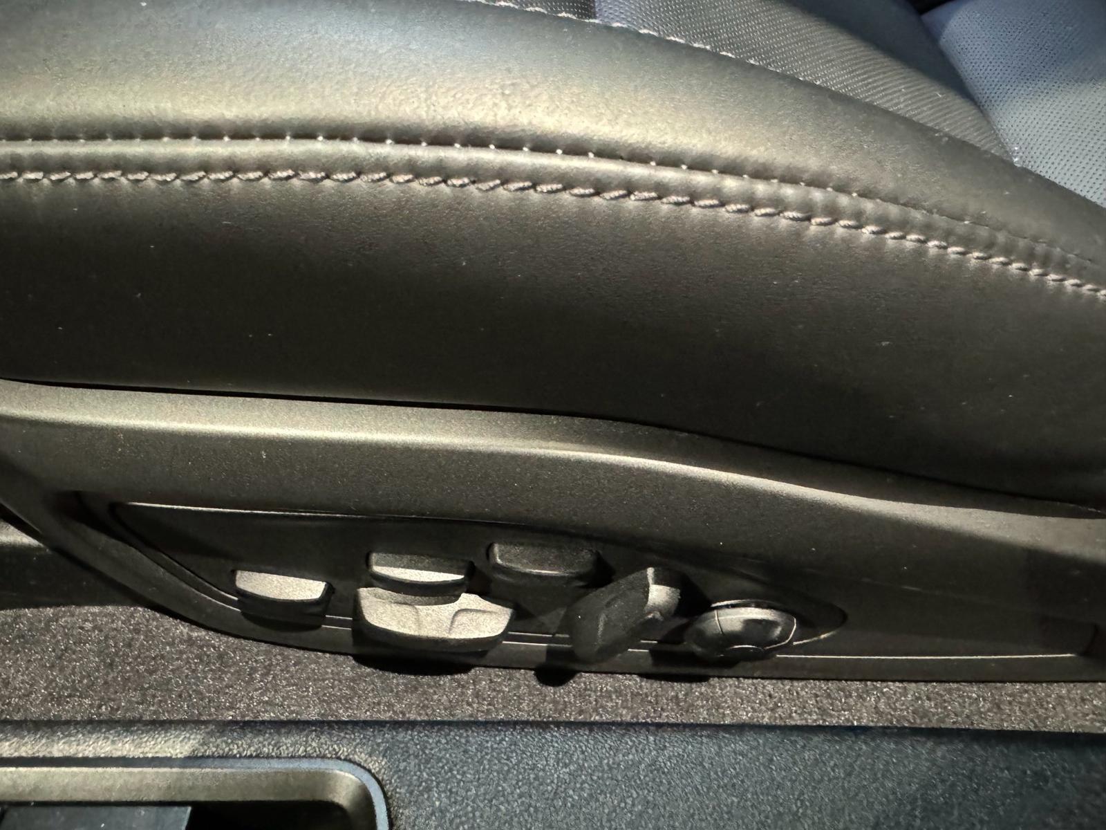 Porsche 911 Carrera 4 GTS APPROVED*3*JAHRE/ VOLL LEDER – 10