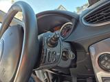 Renault Clio TomTom Edition 1.2 16V 75 TomTom Edition - Renault Clio TomTom-Edition