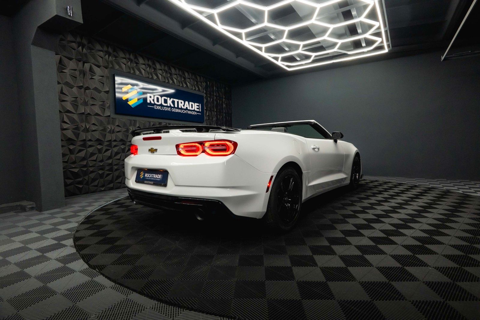 Fahrzeugabbildung Chevrolet Camaro 2.0 Turbo Cabrio ZL1 Package *CarPlay*LED