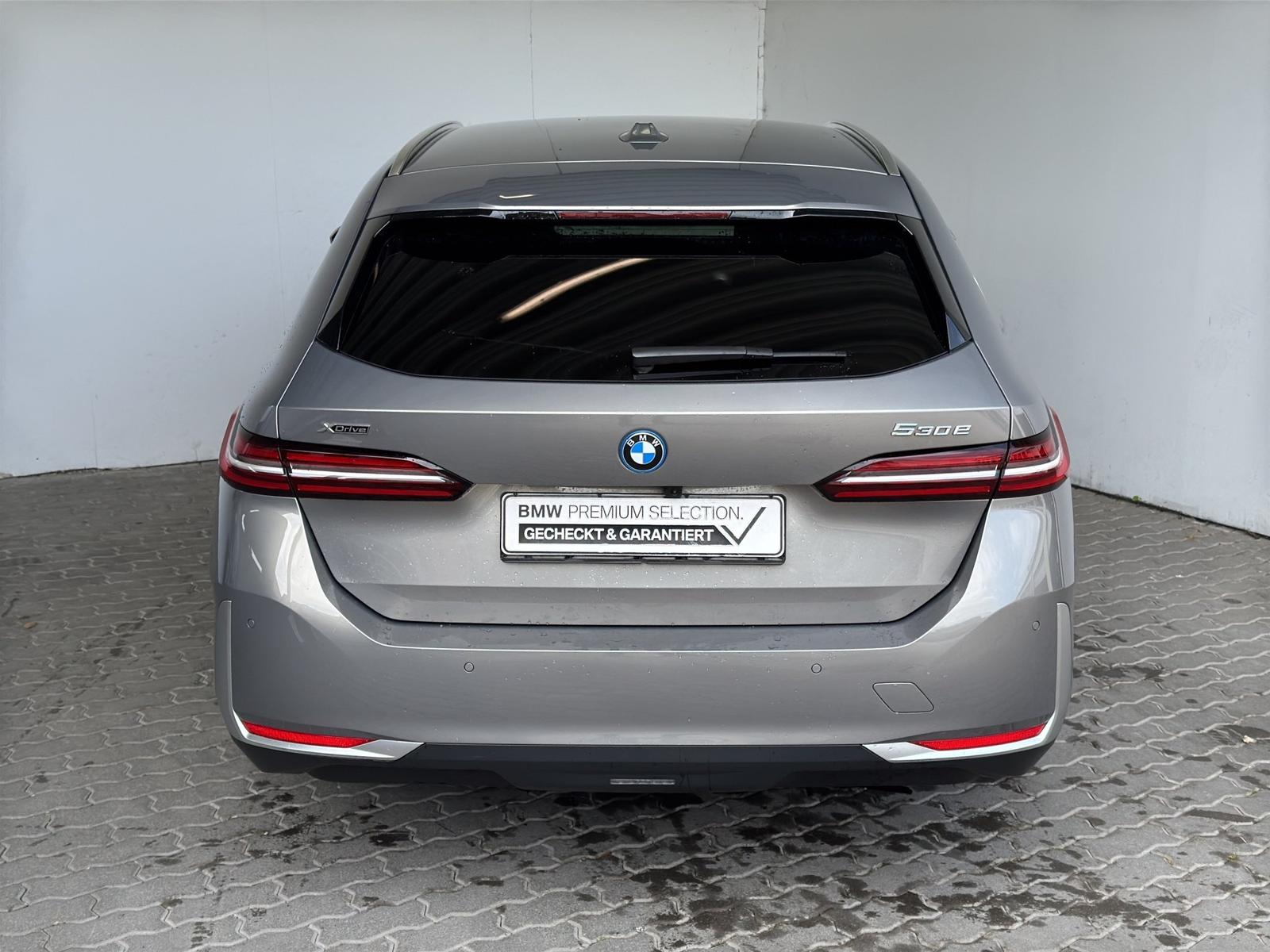 BMW 530e xDrive Tour. Navi.LED.AHK.SHZvo+hi.KomfZg