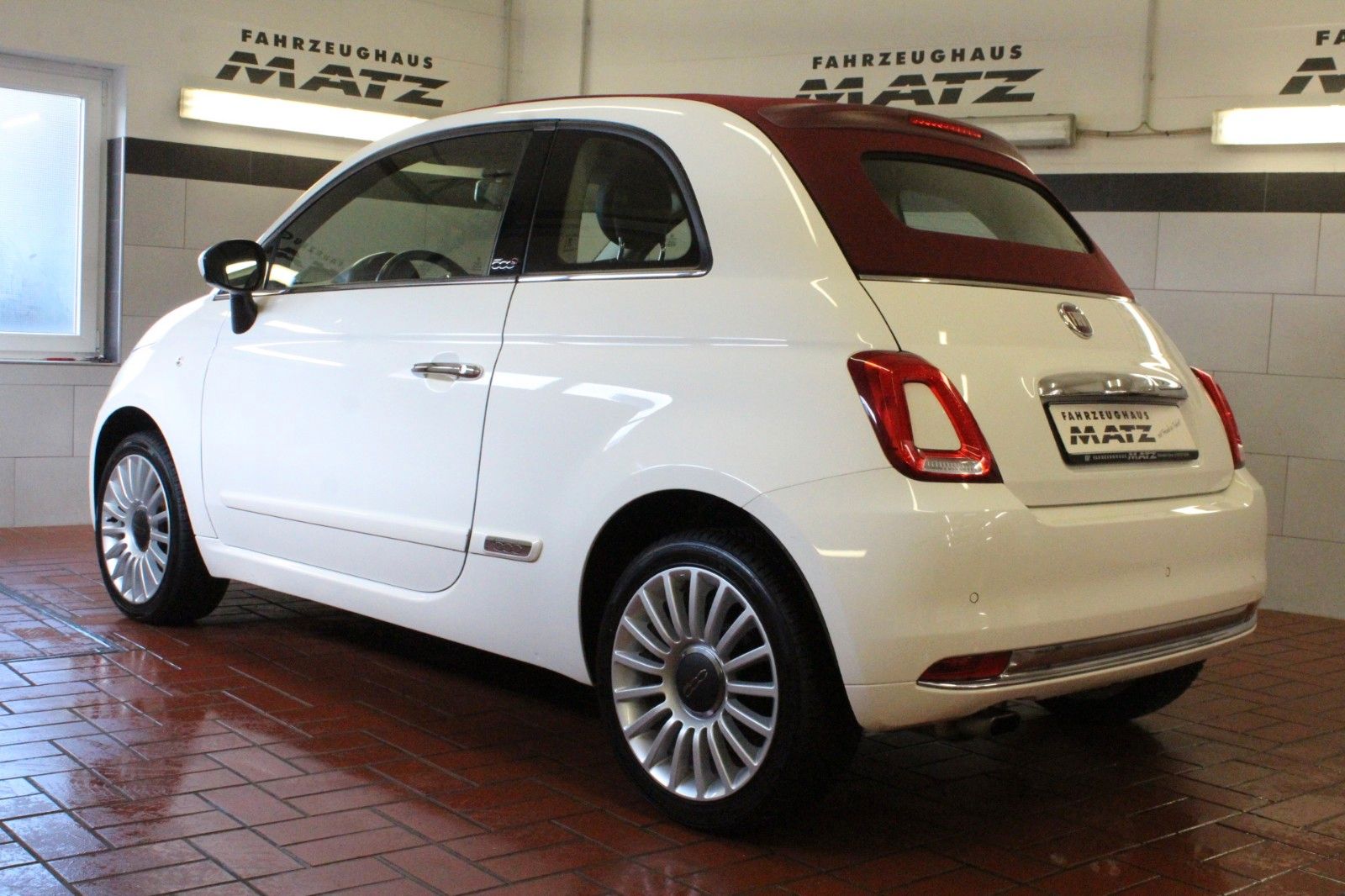 Fahrzeugabbildung Fiat 500C 1.2 8V Lounge*Klima*PDC*