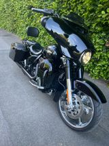 Harley-Davidson Street Glide CVO  - GEBRAUCHT LEVERKUSEN