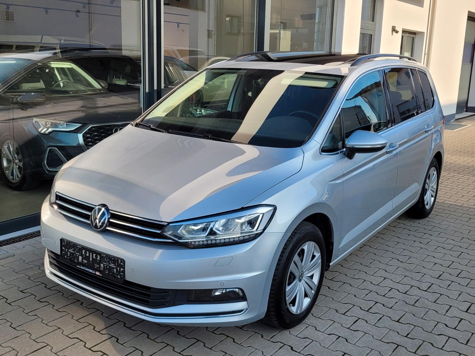 Volkswagen Touran 2.0 TDI Highline Panorama Navi Kamera AHK