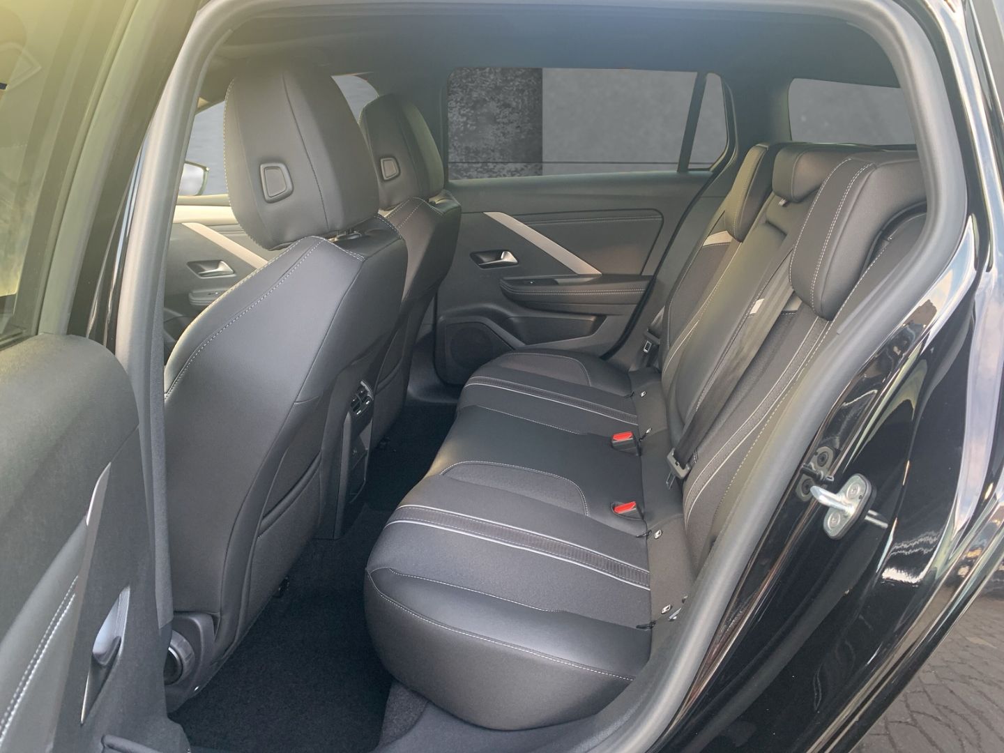 Opel Astra - Bild 9