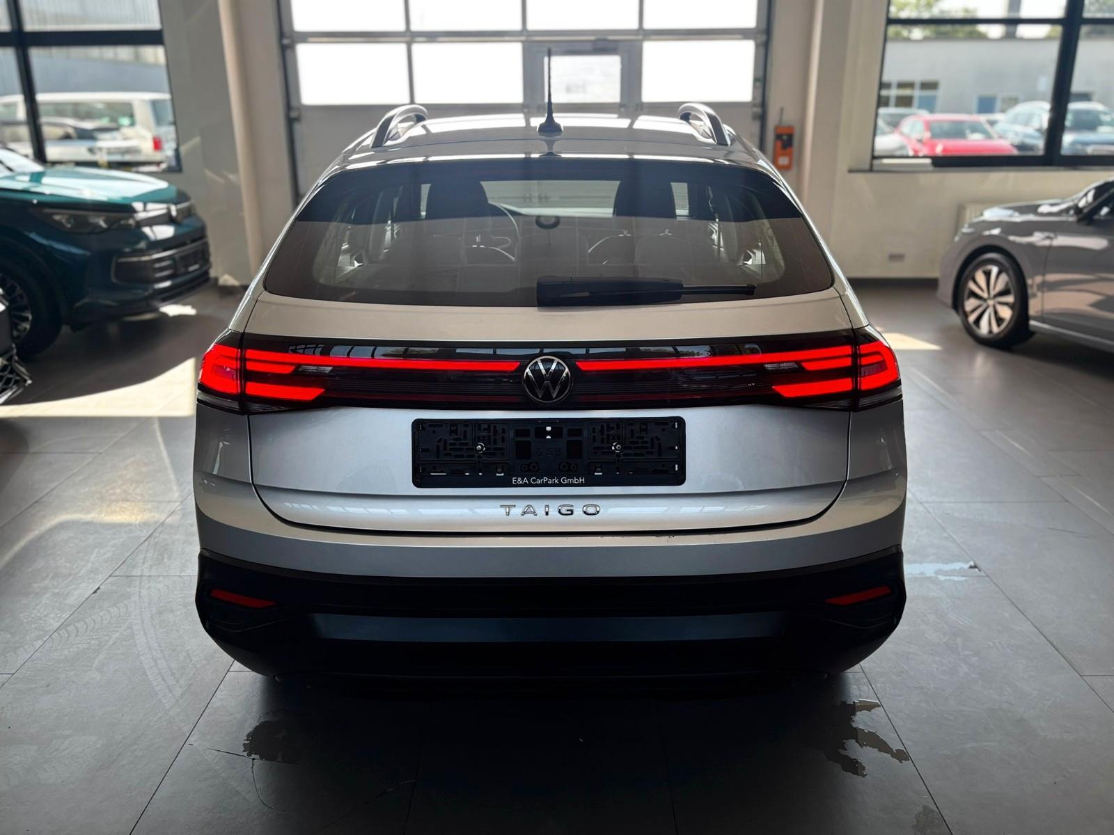 Volkswagen Taigo Life AHK-DIGITAL-LANE-FRONT