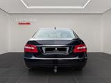Mercedes-Benz E 250 CGI Elegance-AUTOMATIK-AHK-TEMPOMAT-8FACH - gebrauchte Mercedes-Benz E 250 aus dem Jahr 2009