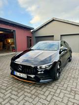 Mercedes-Benz CLA 220 Shooting Brake X118 Edition 1