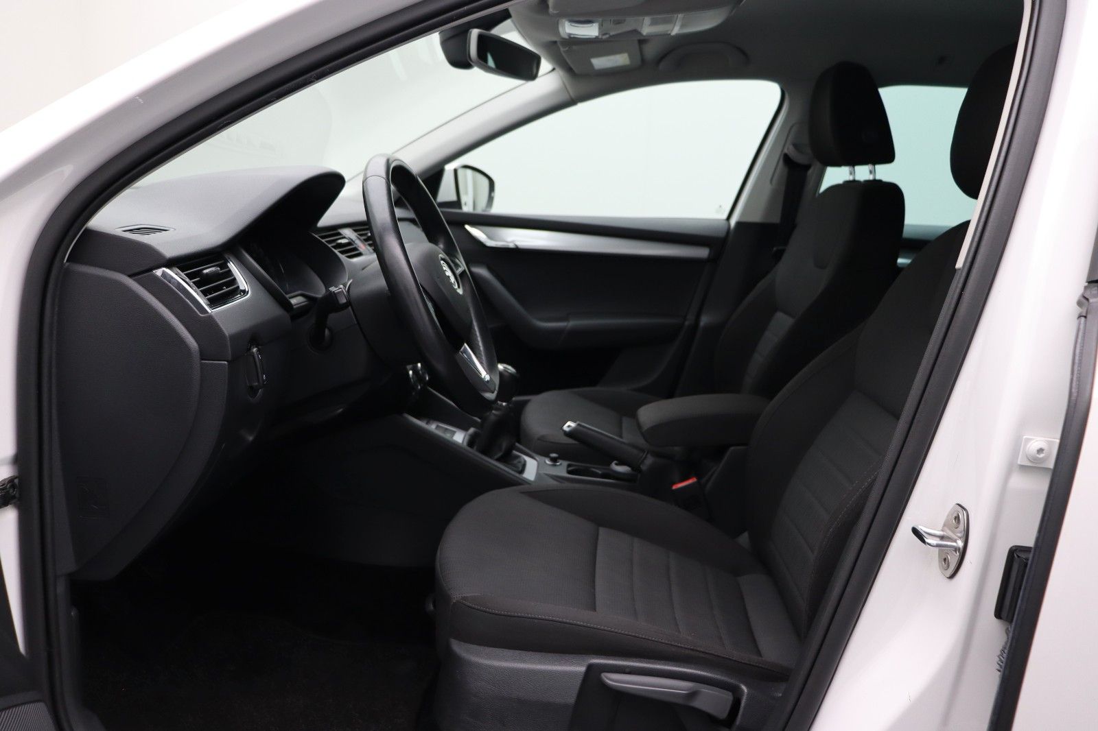 Fahrzeugabbildung SKODA Octavia Combi 1.0 Style