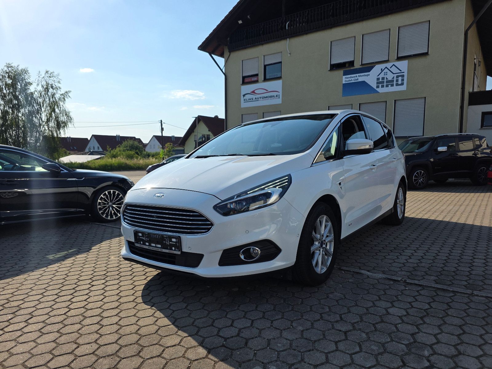 Ford S-Max - 1