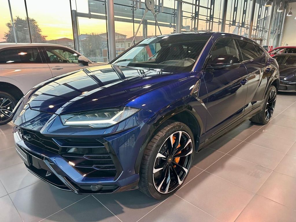 Image of Lamborghini Urus