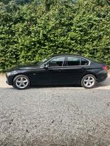 BMW Bmw 318d F30 EZ 03/2016 - BMW 3er Reihe: E30