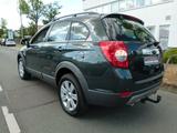 Chevrolet Captiva 3.2 LT 4WD-7 Sitze - Chevrolet Captiva in Essen