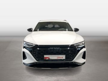 Audi Q8 e-tron - 6