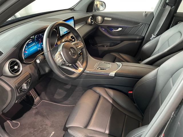 Fahrzeugabbildung Mercedes-Benz GLC 300 de 4M  AMG Line/AHK/Multibeam/Pano