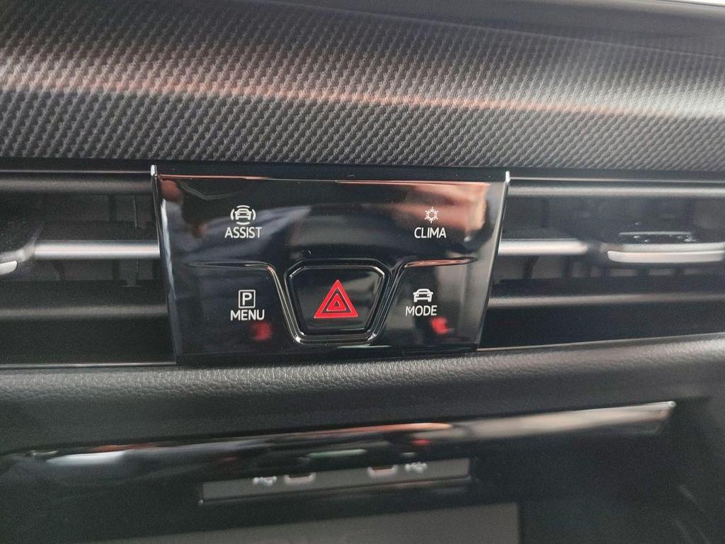 Volkswagen Golf 12