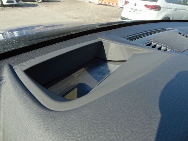 Fahrzeugabbildung BMW X1 xDrive 20 d M Sport/2.Hd/Pano/Kam/HUD/AHK/