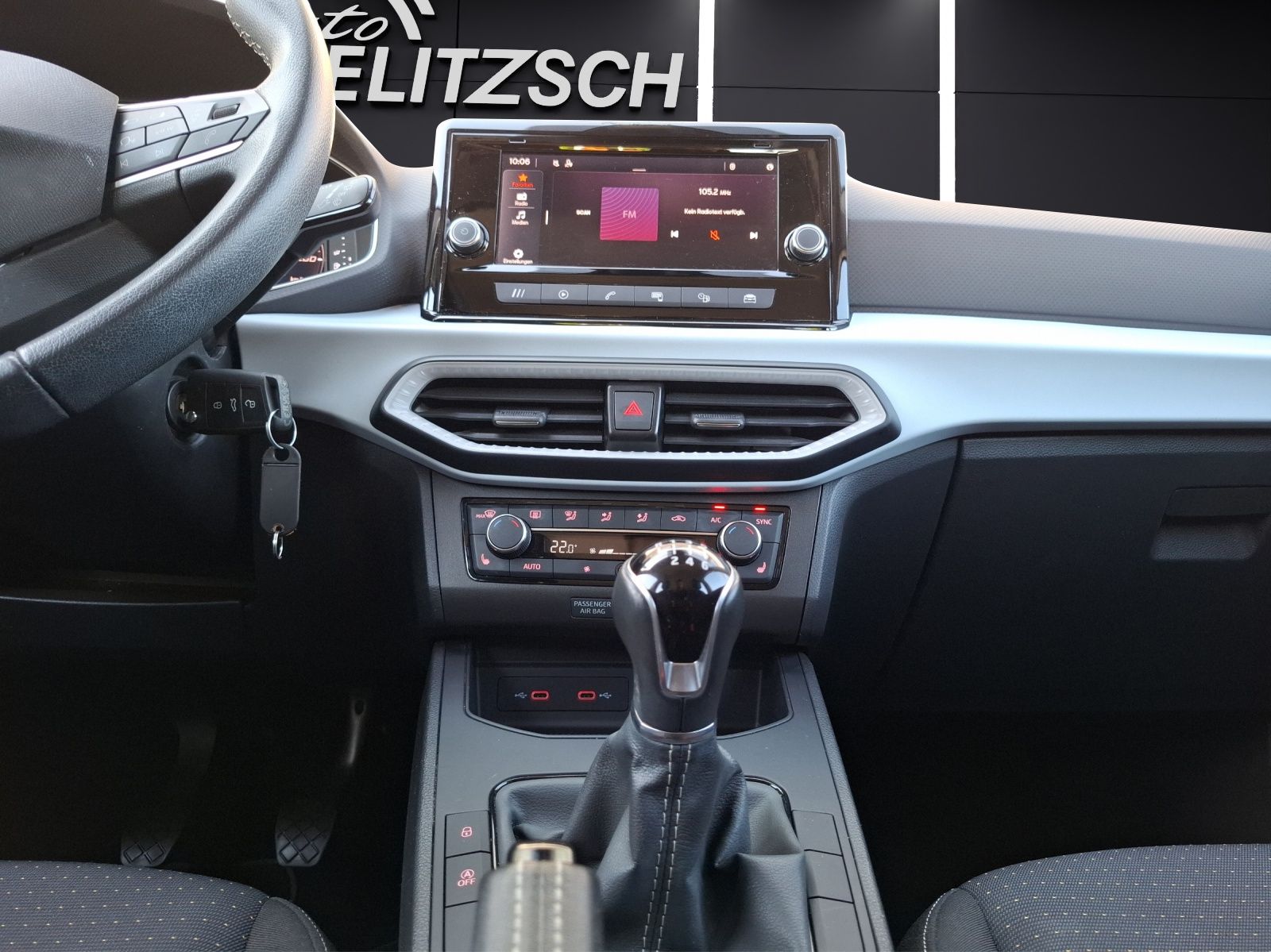 Fahrzeugabbildung SEAT Ibiza TSI Style LED AID GRA PDC SH LM