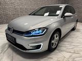 Volkswagen Golf-e *Info-Display-Navi-Led-Kamera-74.029km* - Volkswagen Golf: 7
