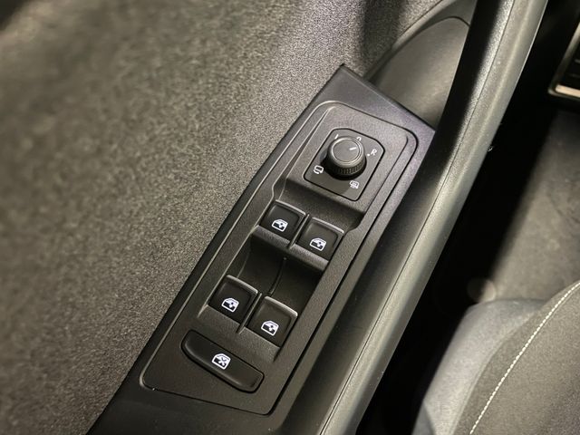 T-Roc Move 1.5 TSI DSG AHK ACC NAV RFK