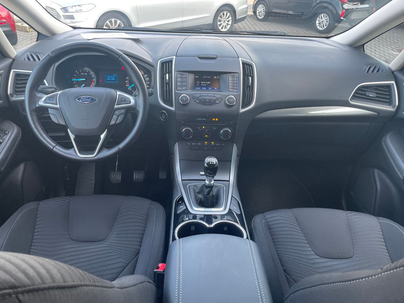 Fahrzeugabbildung Ford S-Max Bluetooth, SHZ, Klimaautom.