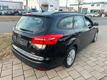 Ford Focus - 8