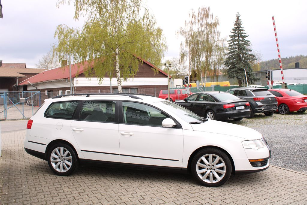 VW Passat Variant – Bild 4 von 23
