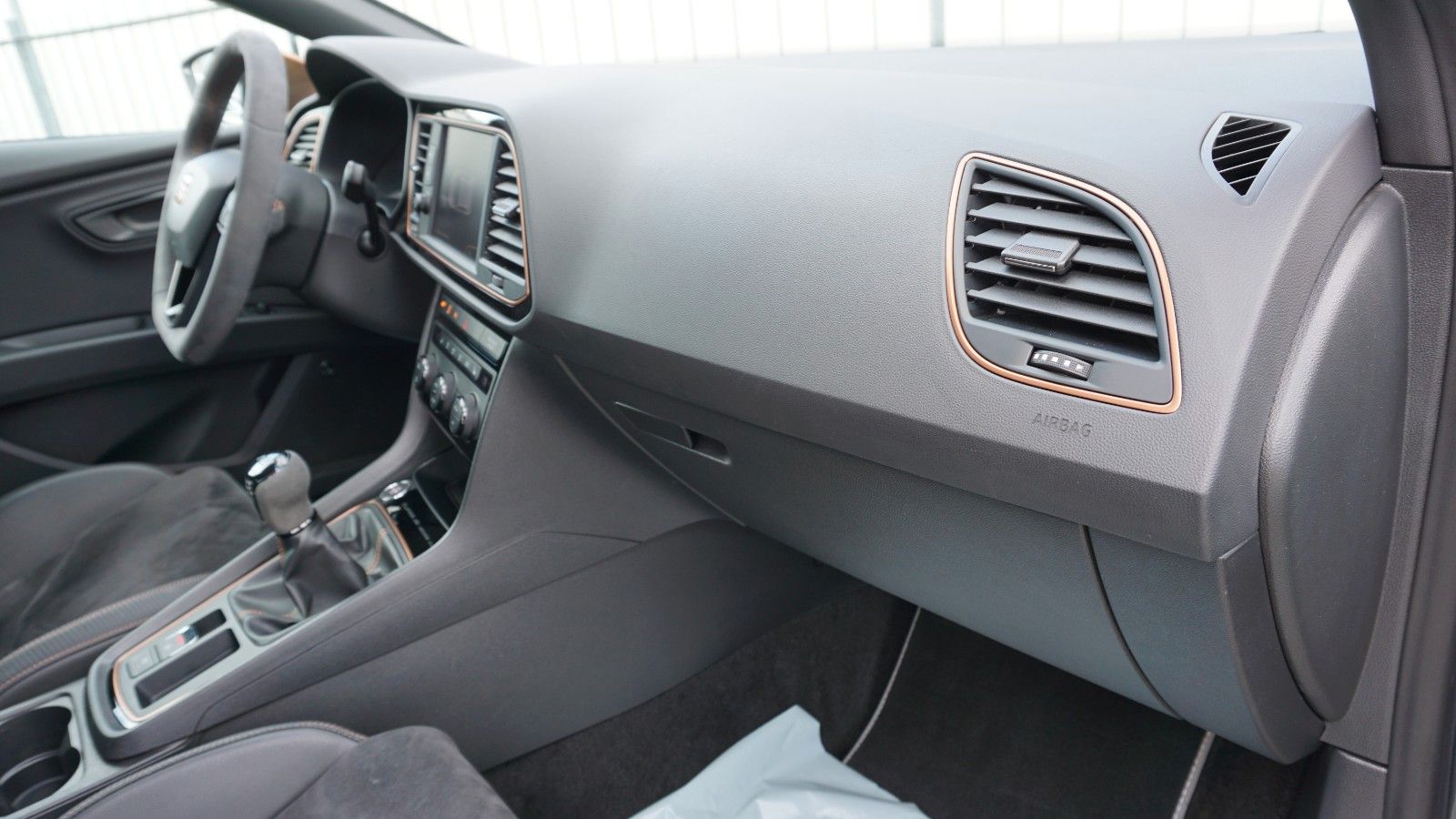 Fahrzeugabbildung SEAT Leon Cupra R Limitiert 673 von 799, ACC, Kamera