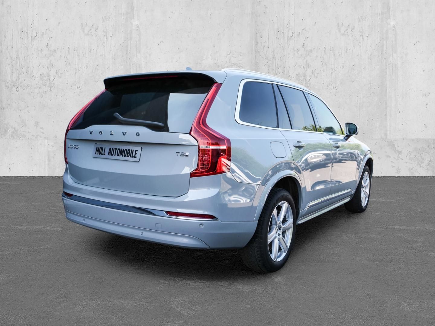 Volvo XC90 Core Recharge Plug-In Hybrid AWD 7-Sitzer S imagem 2