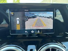 Fahrzeugabbildung Mercedes-Benz GLA 200d Style MULTIBEAM PANO RFK 8-Fach Bereift