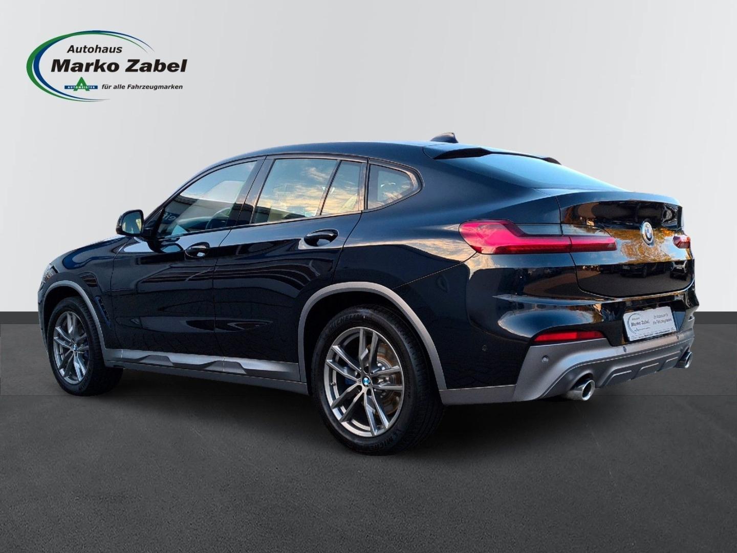 BMW X4 30d xDrive M Sport AHK Panorama Navi Sound