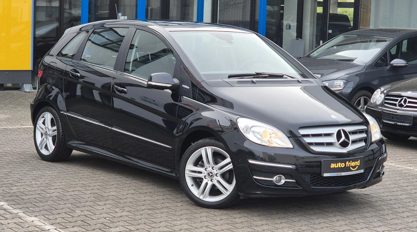 Mercedes-Benz B 180 Sport Edition /LEDER/PDC/SHZ/NAVI/TÜV/ALU
