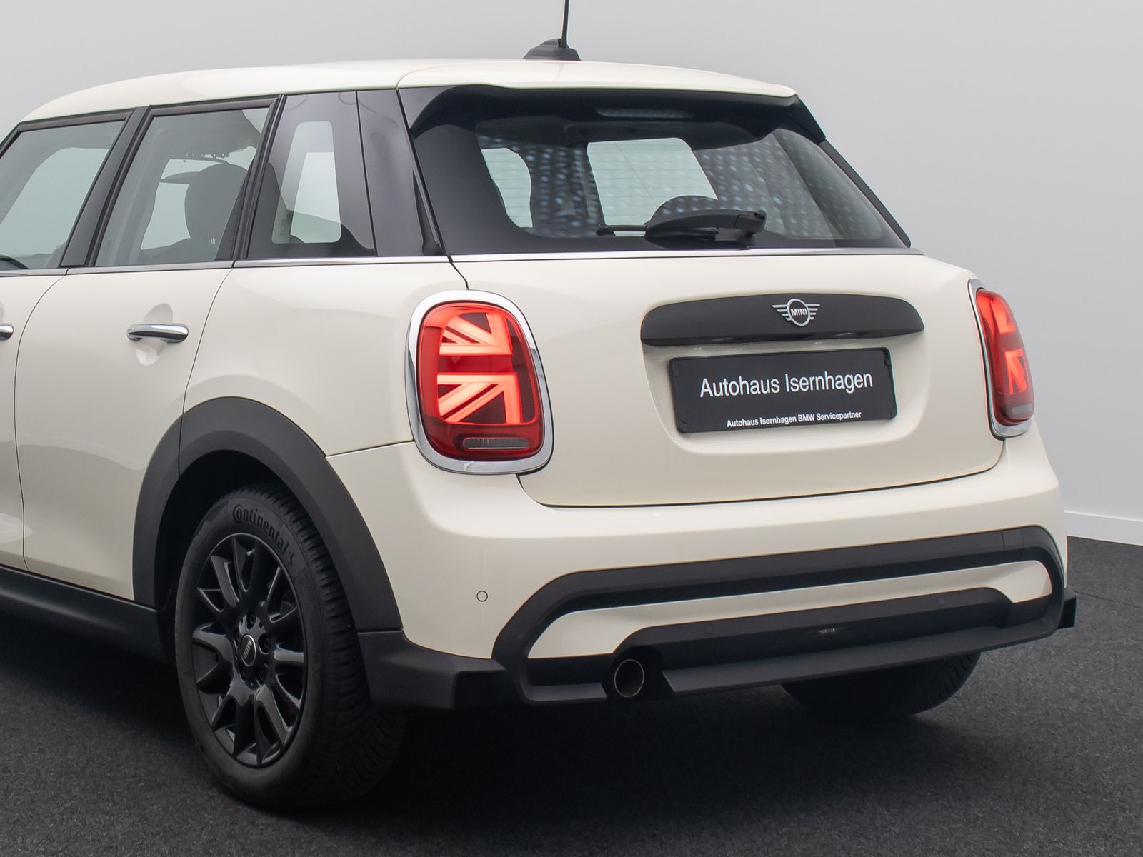 Fahrzeugabbildung MINI ONE ClassicTrim LED Navi Komfort Leder DAB Sport