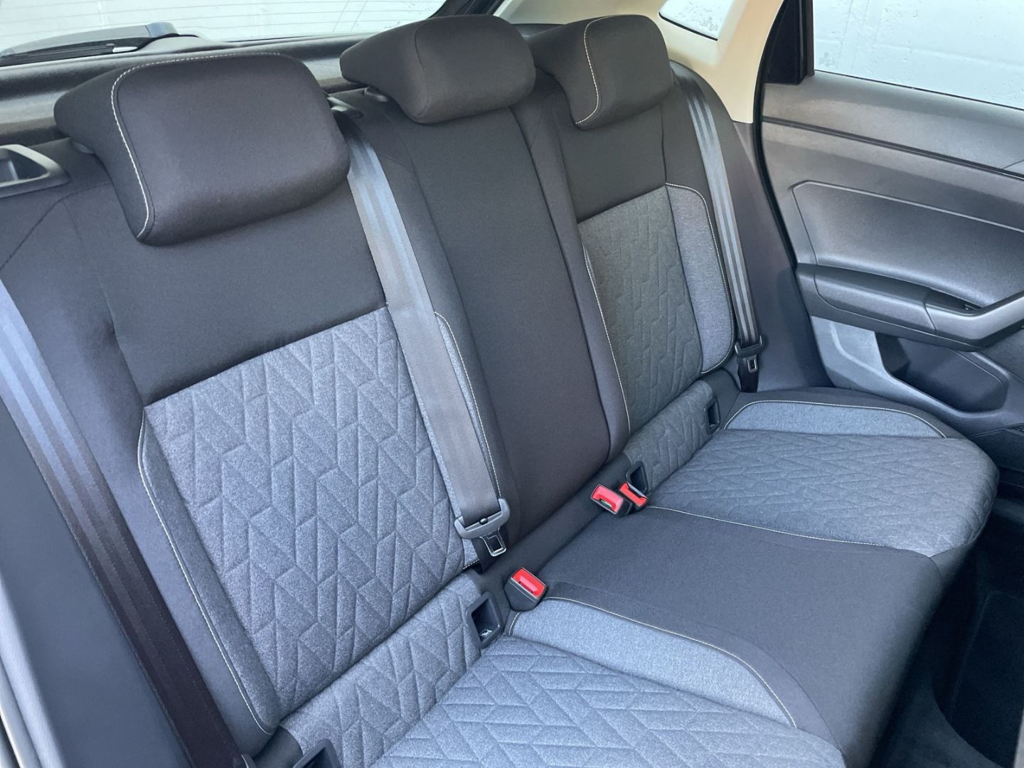 Polo 1.0 TSI Move Kamera/LED/App-Connect/Sitzhzg