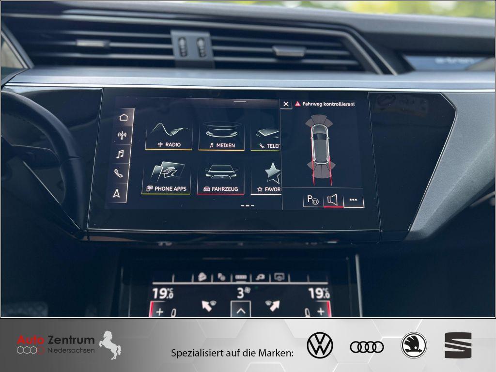 Audi e-tron quattro AZN-Haus-Förderung* StandHz Luftf, миниатюра 28