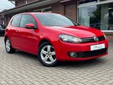 Volkswagen Golf VI Team BlueMotion/BMT/Klima/SHZ/Tampomat - Volkswagen Golf aus 2011: Bluemotion