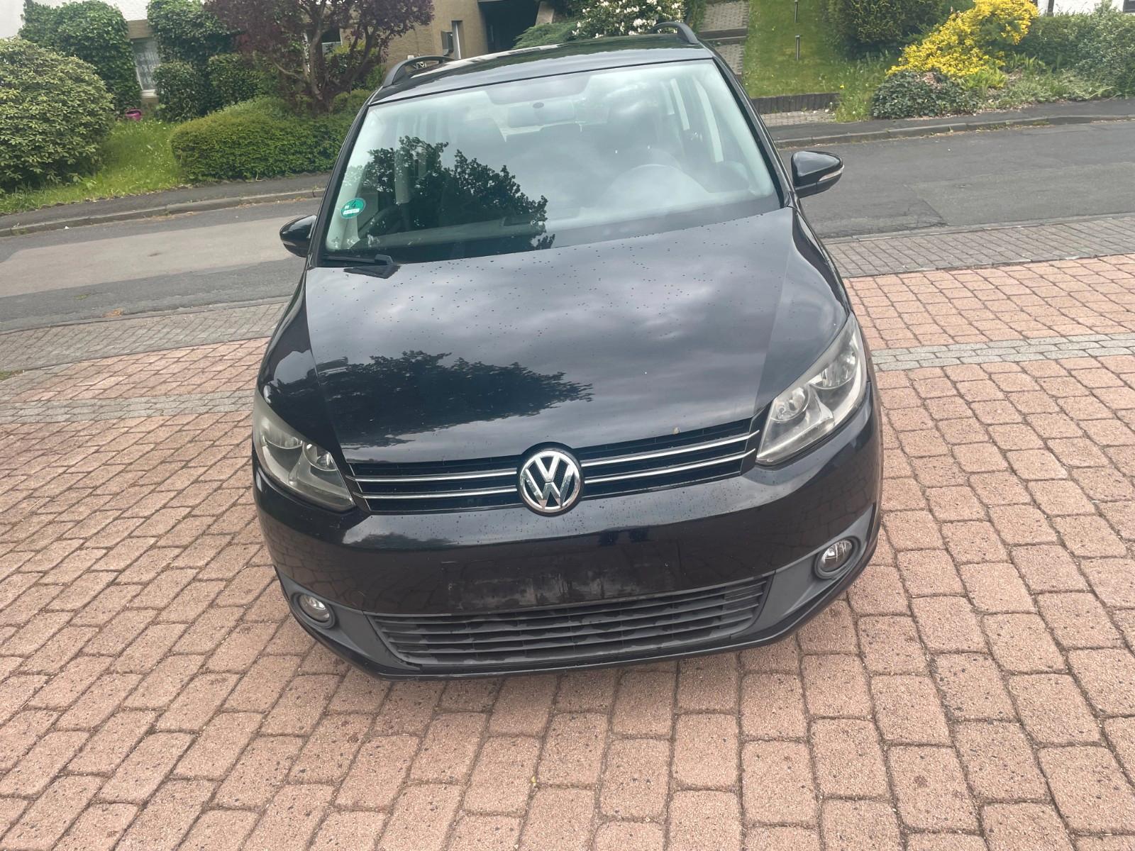 Volkswagen Touran 1.6 TDI -7 SITZER-AUTOMATIK