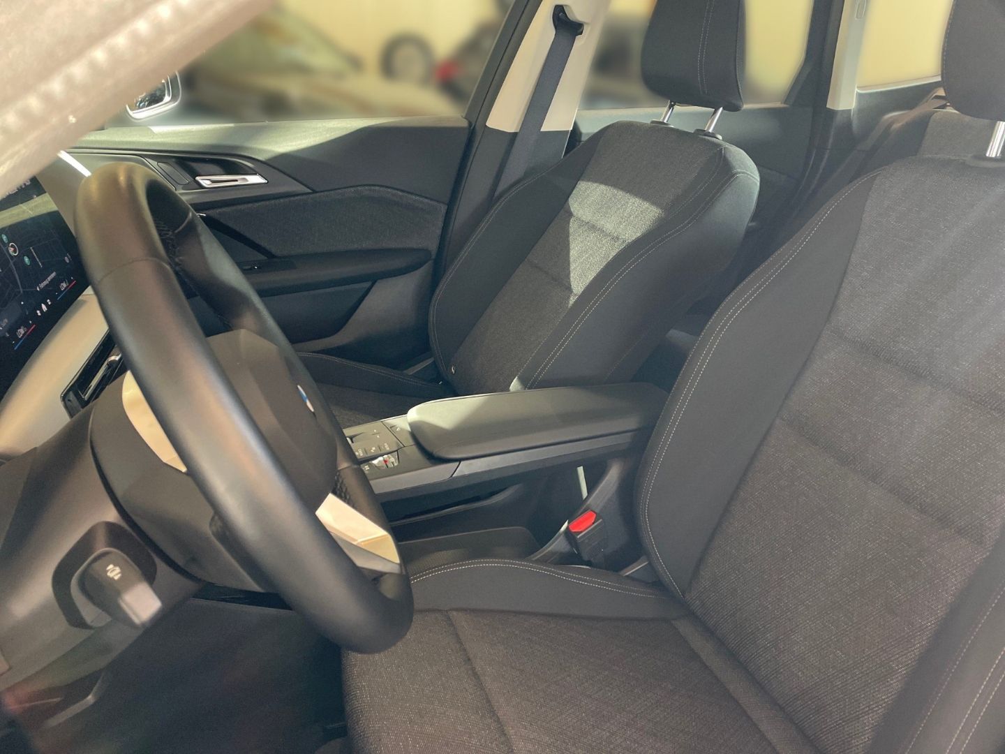 BMW iX1 - Bild 6