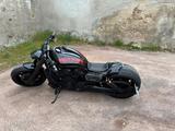 Harley-Davidson V-Rod - HARLEY-DAVIDSON 2005
