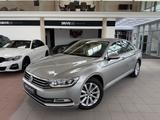 Volkswagen Passat Lim. Highline 2.0TDI DSG Virtual ACC LED - Volkswagen Passat: V