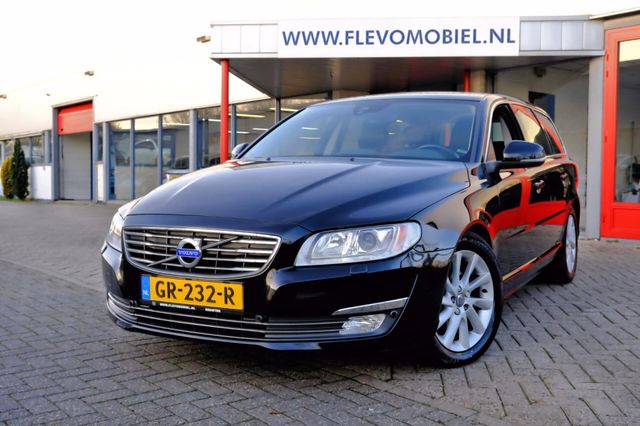 Volvo V70 1.6 D2 Momentum Leder|Navi|Xenon|Pano|Clima