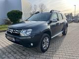 Dacia Duster 1.6 16V 105 4x2 Prestige*KLIMA*LEDER*NAV* - Dacia Duster: 16v