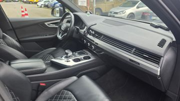 Audi Q7 - 12