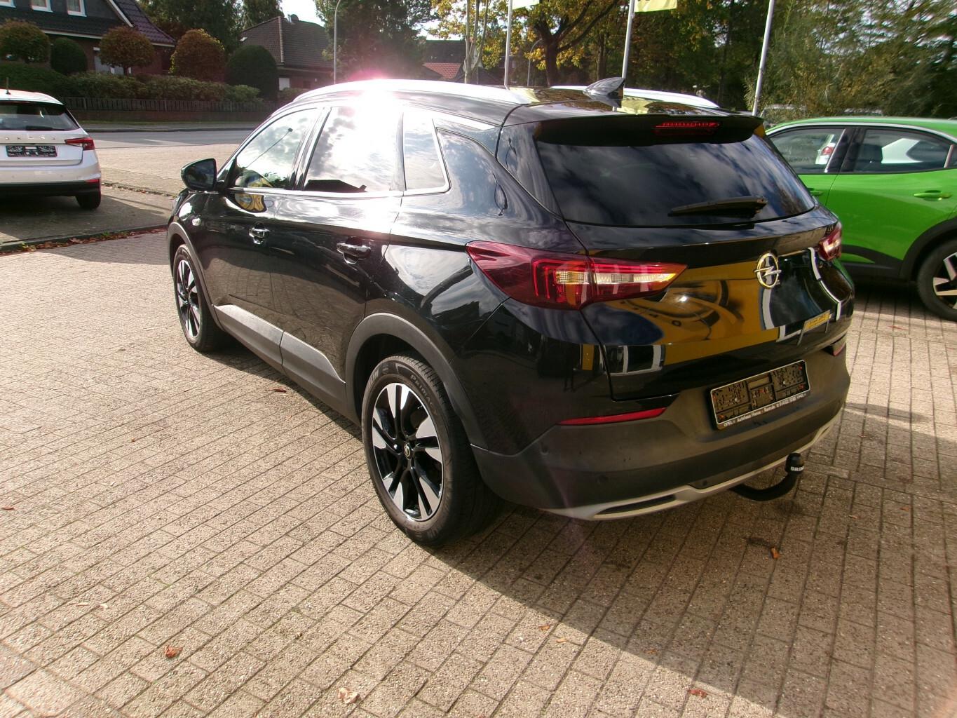 Opel Grandland Innovation AHK Leder SZHZG Kamera