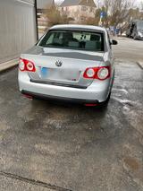 Volkswagen VW Jetta 1,6 Benziner - gebrauchte VW Jetta aus dem Jahr 2005