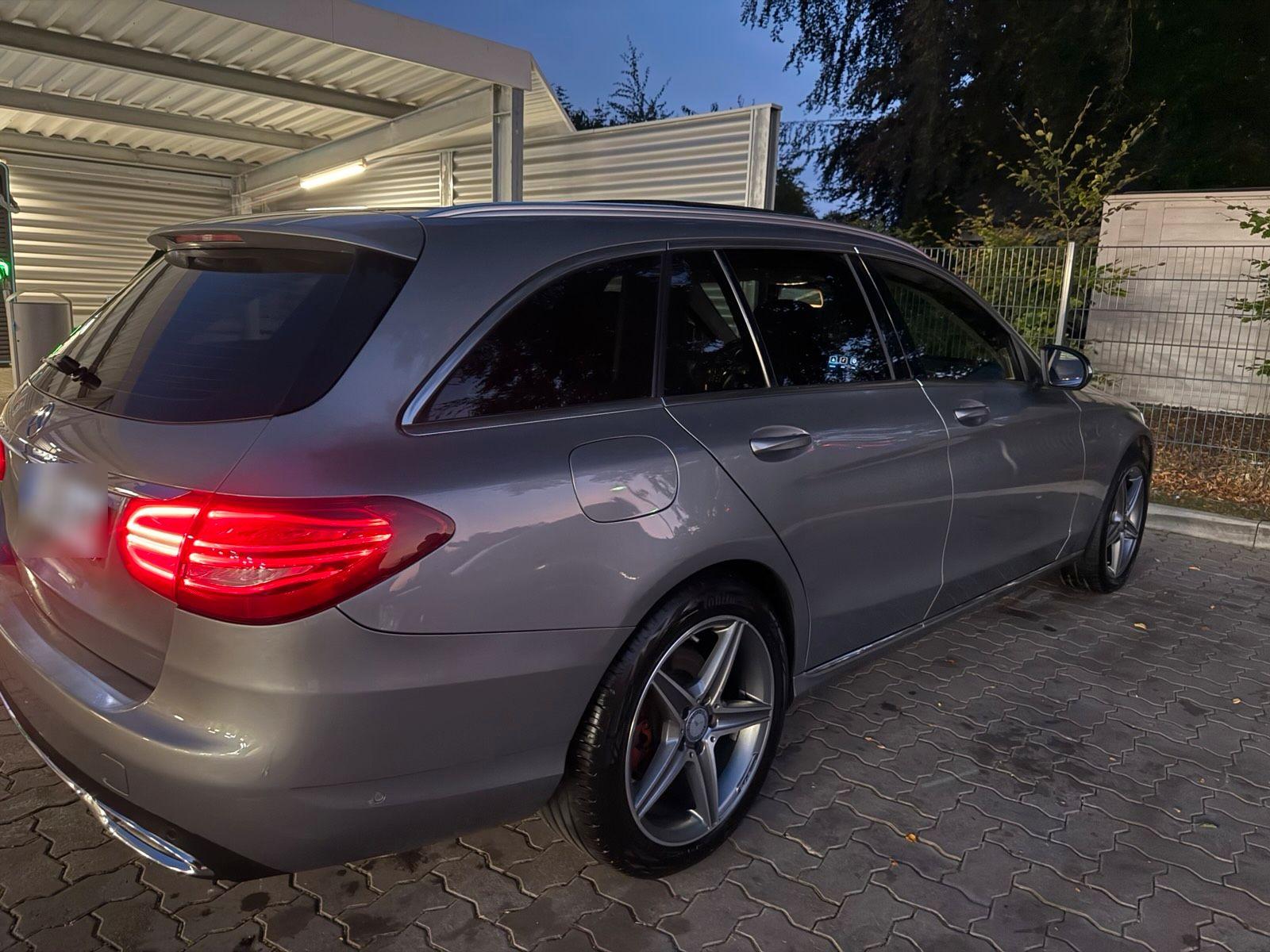 Mercedes-Benz C 220