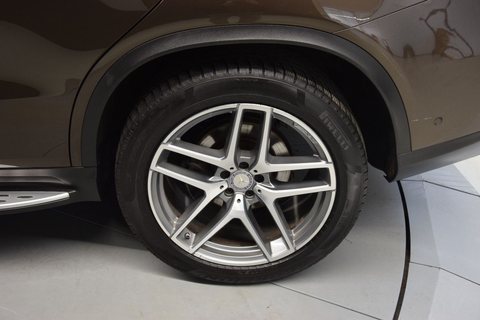 Fahrzeugabbildung Mercedes-Benz GLE 350d Coupé 4Matic AMG Line Pano HuD h/k Dist