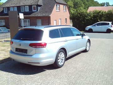 Volkswagen Passat Variant - 7