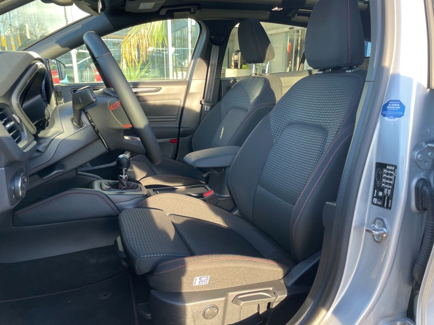 Fahrzeugabbildung Ford Focus ST-Line X LED totWinkAss Schiebedach Kamer