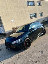 Audi S1 2.0 TFSI quattro - - schwarze Audi S1