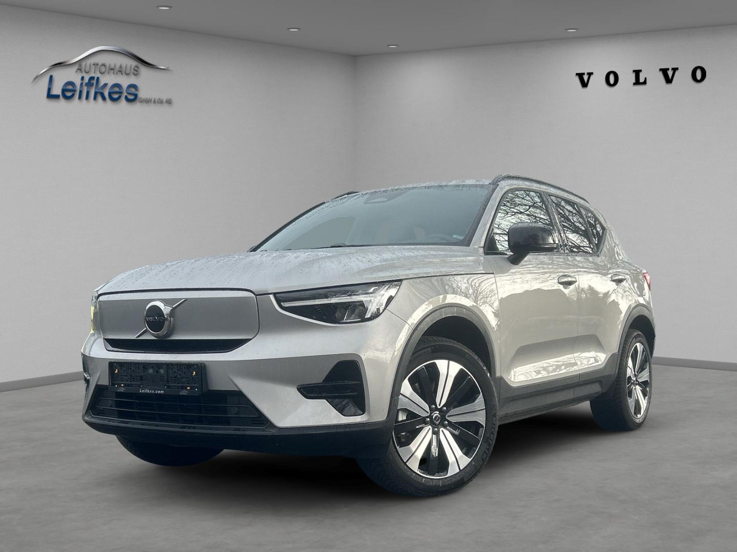 Volvo XC40 Plus Recharge Pure Electric 2WD StandHZG AH